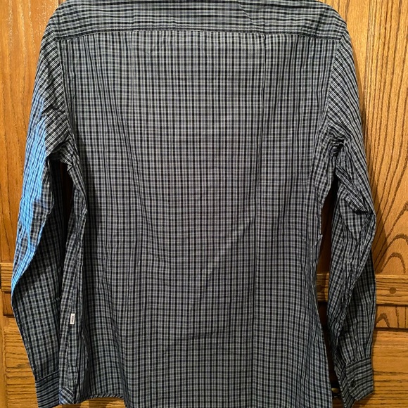 Men’s button up. - Picture 4 of 4